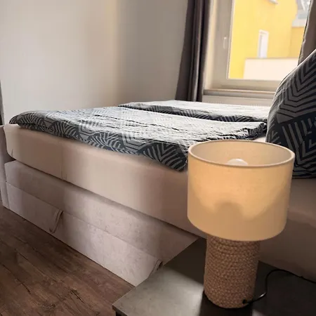 Apartamento 2-raum Mit Küche, Waschmaschine, Tv&wlan