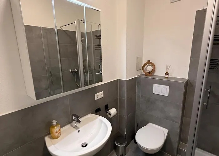 2-raum Mit Kueche, Waschmaschine, Tv & Wlan *